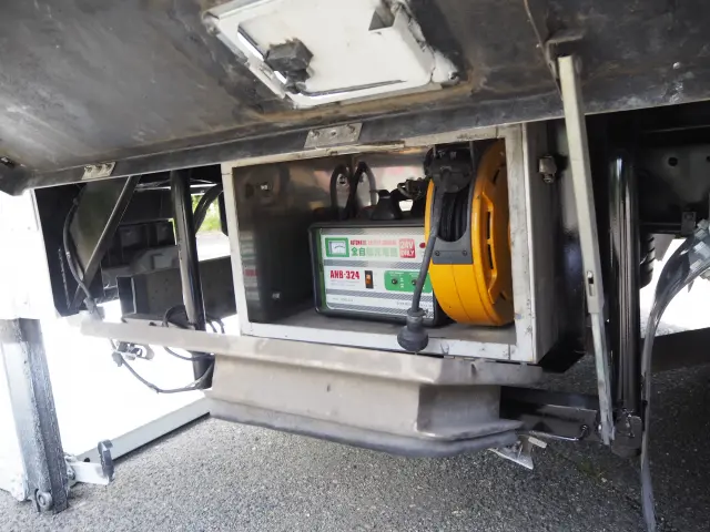 いすゞ エルフ PKG-NPR75N(2WD)の写真21