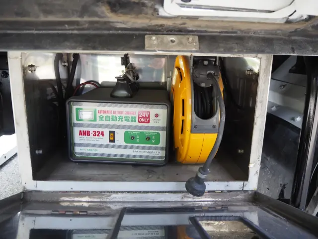 いすゞ エルフ PKG-NPR75N(2WD)の写真22