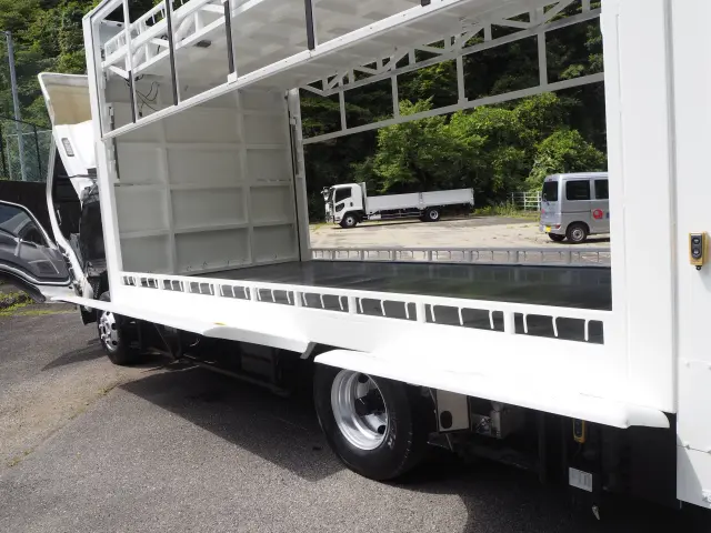 いすゞ エルフ PKG-NPR75N(2WD)の写真24