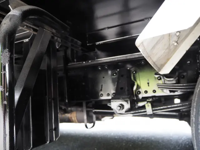 いすゞ エルフ PKG-NPR75N(2WD)の写真27