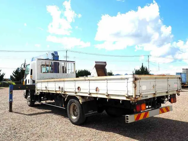 いすゞ フォワード SKG-FRR90S1(2WD)の写真3