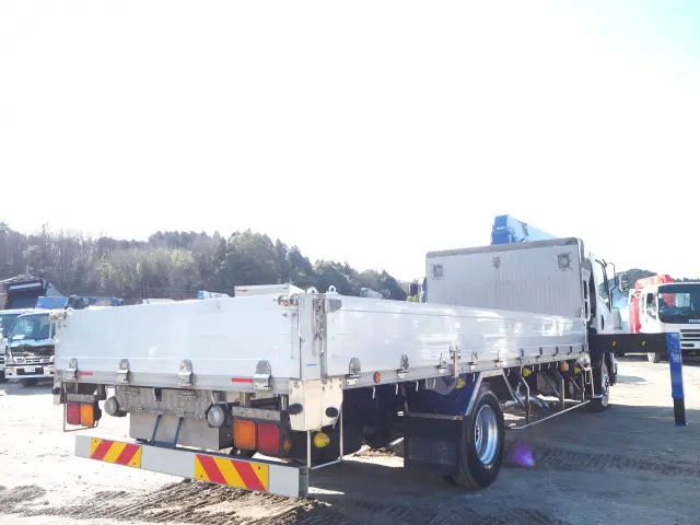 いすゞ フォワード SKG-FRR90S1(2WD)の写真5