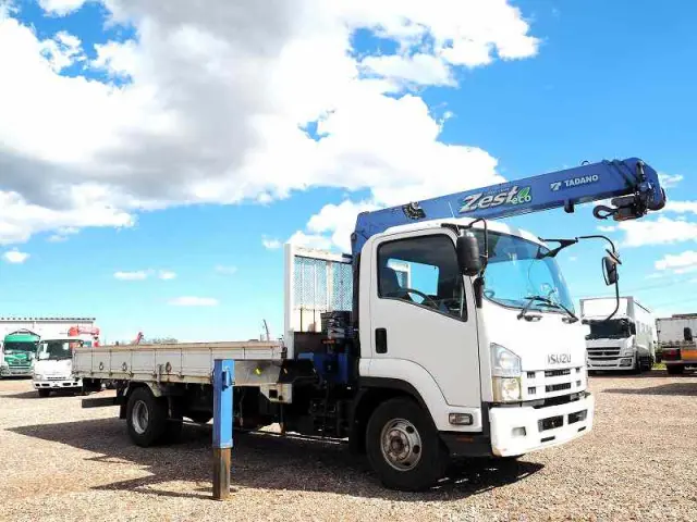 いすゞ フォワード SKG-FRR90S1(2WD)の写真7