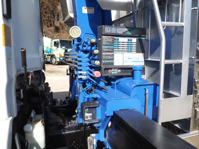 いすゞ フォワード SKG-FRR90S1(2WD)の写真14