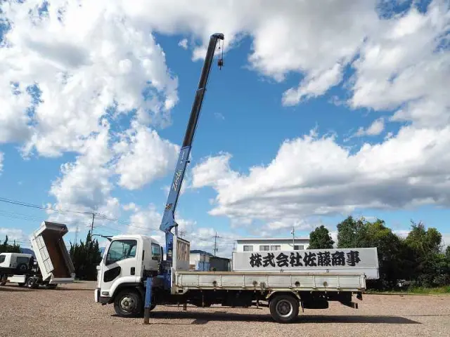 いすゞ フォワード SKG-FRR90S1(2WD)の写真16