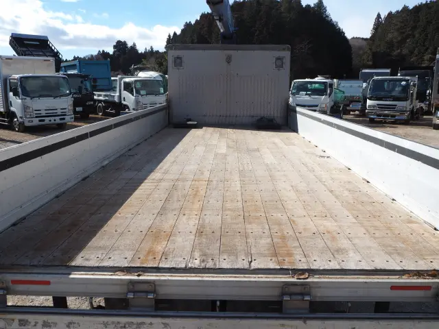 いすゞ フォワード SKG-FRR90S1(2WD)の写真17