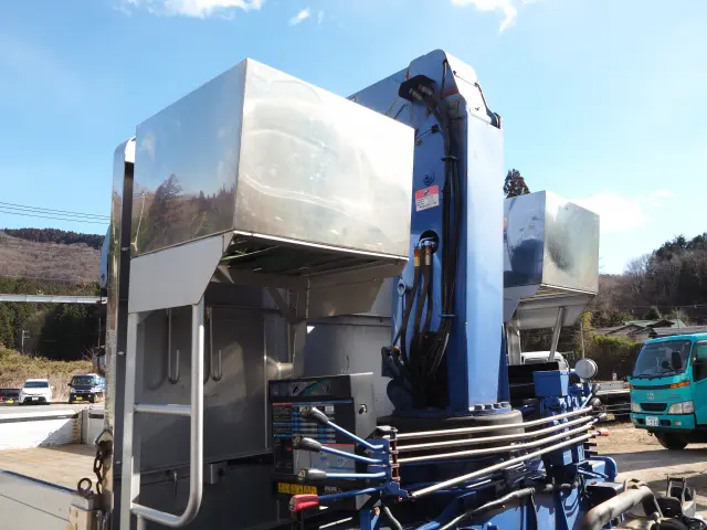 いすゞ フォワード SKG-FRR90S1(2WD)の写真19