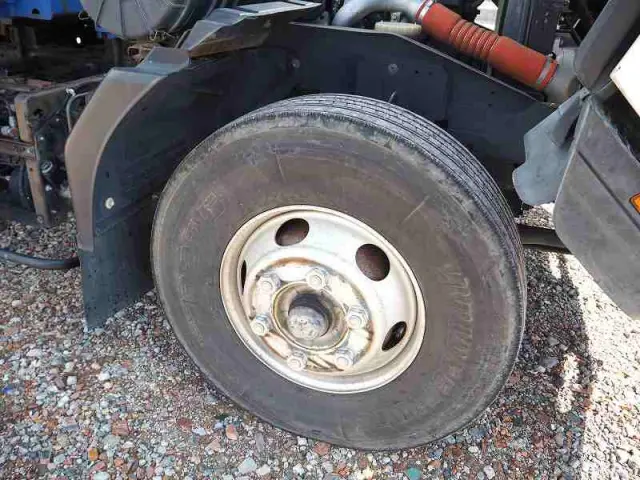 いすゞ フォワード SKG-FRR90S1(2WD)の写真22