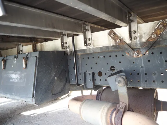 いすゞ フォワード SKG-FRR90S1(2WD)の写真25