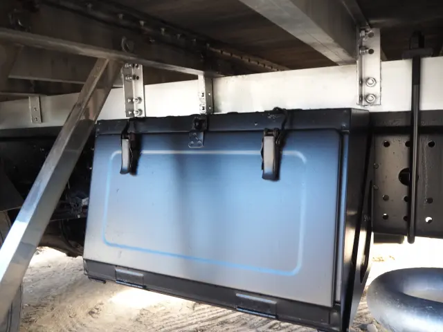 いすゞ フォワード SKG-FRR90S1(2WD)の写真25