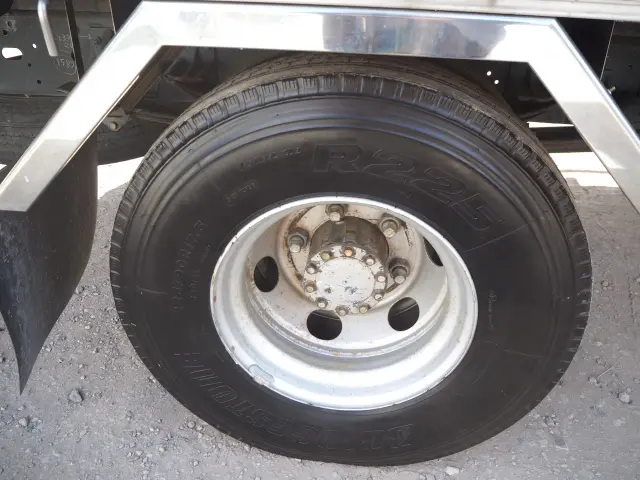 いすゞ フォワード SKG-FRR90S1(2WD)の写真28