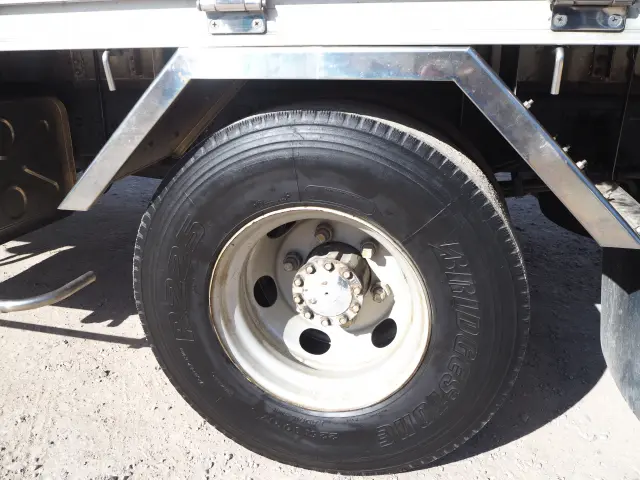 いすゞ フォワード SKG-FRR90S1(2WD)の写真32