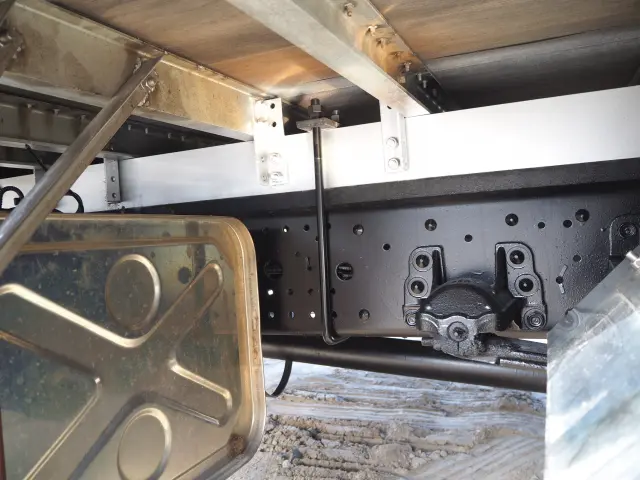 いすゞ フォワード SKG-FRR90S1(2WD)の写真33