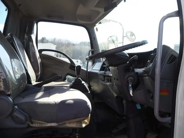 いすゞ フォワード SKG-FRR90S1(2WD)の写真42