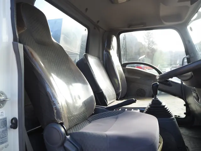 いすゞ フォワード SKG-FRR90S1(2WD)の写真42