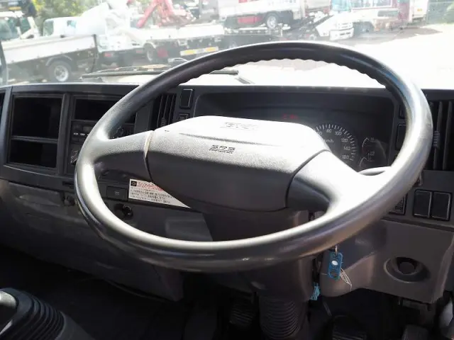 いすゞ フォワード SKG-FRR90S1(2WD)の写真47