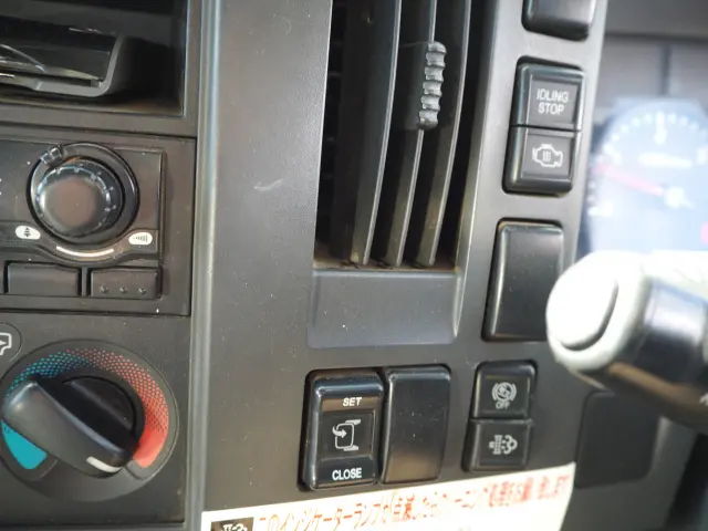 いすゞ フォワード SKG-FRR90S1(2WD)の写真47