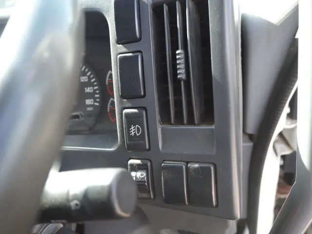 いすゞ フォワード SKG-FRR90S1(2WD)の写真48