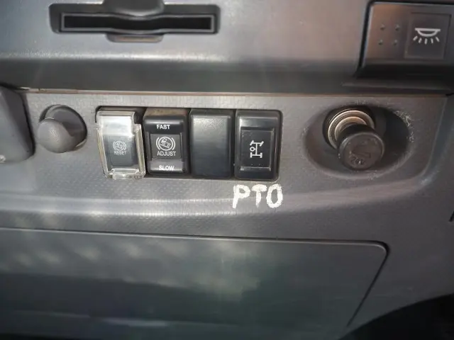 いすゞ フォワード SKG-FRR90S1(2WD)の写真49