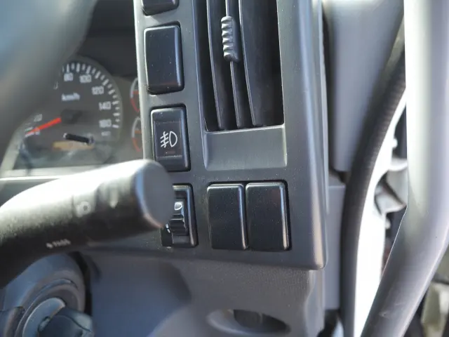 いすゞ フォワード SKG-FRR90S1(2WD)の写真49