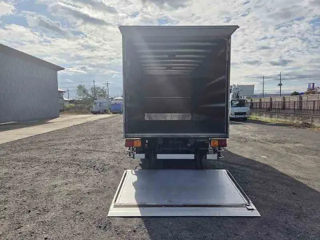 いすゞ エルフ SKG-NPR85AN(2WD)の写真10