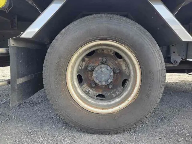 いすゞ エルフ SKG-NPR85AN(2WD)の写真25