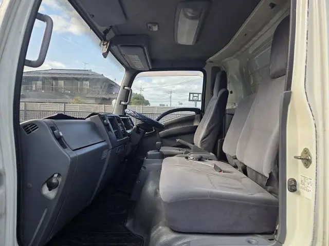 いすゞ エルフ SKG-NPR85AN(2WD)の写真42