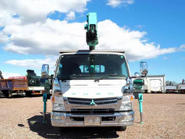 三菱 キャンター 2PG-FEB90(2WD)の写真8