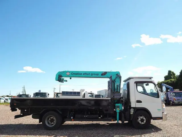 三菱 キャンター 2PG-FEB90(2WD)の写真24