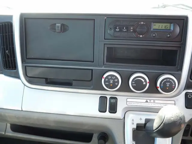 三菱 キャンター 2PG-FEB90(2WD)の写真44