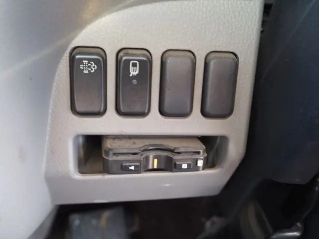 三菱 キャンター 2PG-FEB90(2WD)の写真46