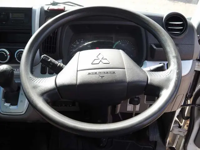 三菱 キャンター 2PG-FEB90(2WD)の写真49