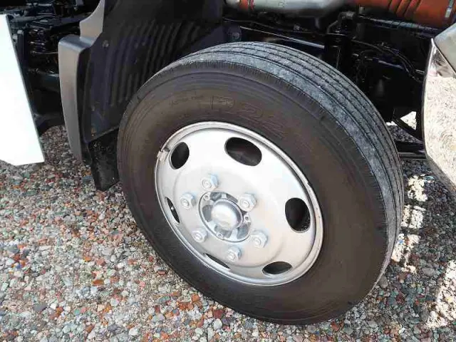 三菱 キャンター PB-GD7JEFA(2WD)の写真18