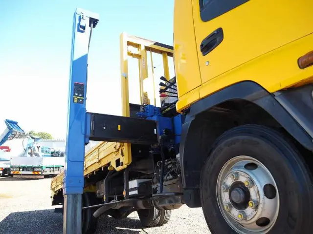 いすゞ フォワード ADG-FRR90J3S(2WD)の写真11