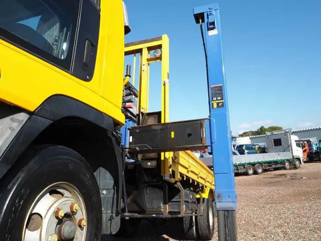 いすゞ フォワード ADG-FRR90J3S(2WD)の写真13