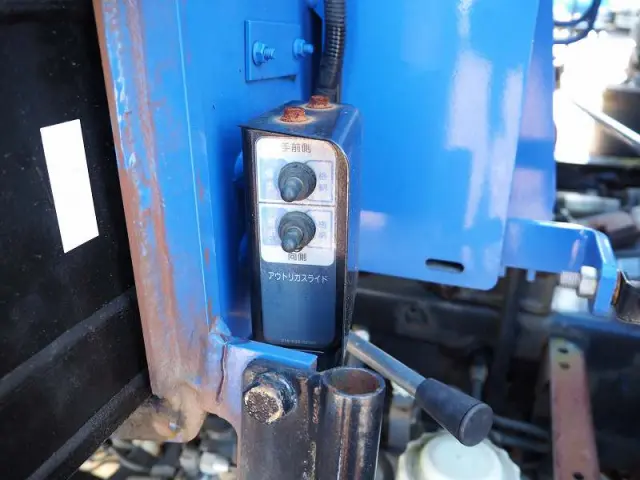 いすゞ フォワード ADG-FRR90J3S(2WD)の写真15