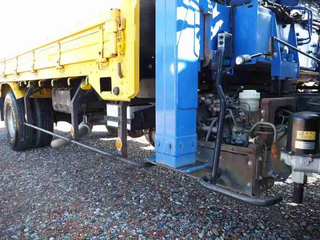 いすゞ フォワード ADG-FRR90J3S(2WD)の写真29