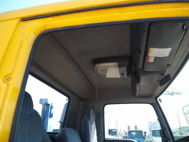 いすゞ フォワード ADG-FRR90J3S(2WD)の写真46