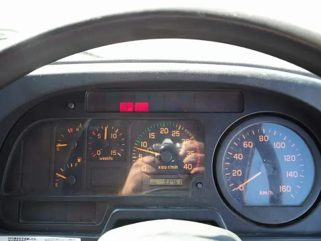 いすゞ フォワード ADG-FRR90J3S(2WD)の写真50