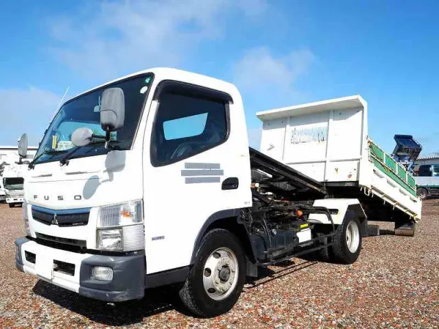 三菱 キャンター 2PG-FEBM0(2WD)の写真1