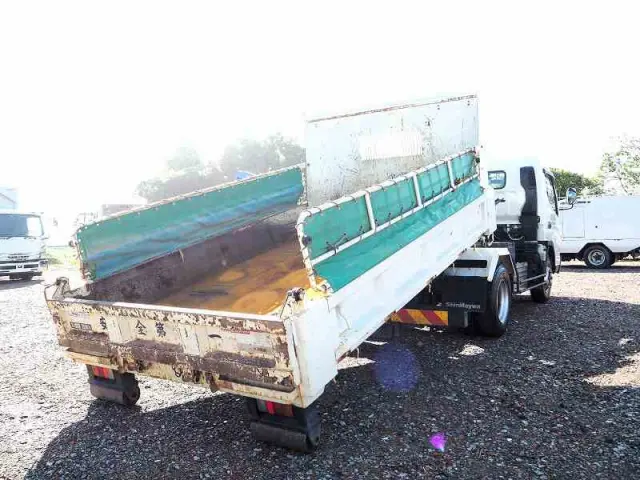 三菱 キャンター 2PG-FEBM0(2WD)の写真5