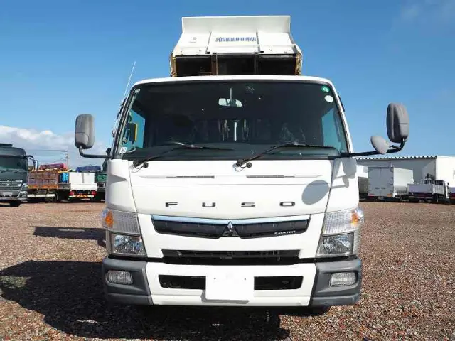 三菱 キャンター 2PG-FEBM0(2WD)の写真24