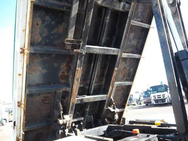 三菱 キャンター 2PG-FEBM0(2WD)の写真28