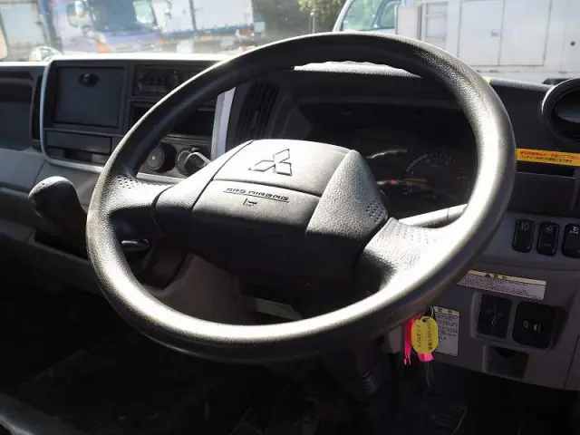 三菱 キャンター 2PG-FEBM0(2WD)の写真46