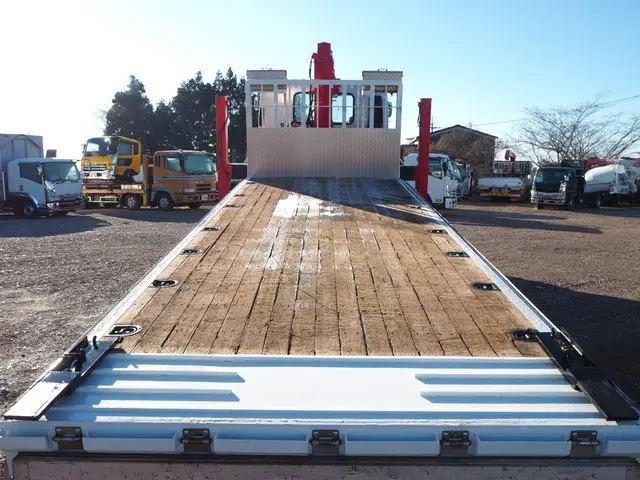 いすゞ フォワード QKG-FVZ34U2(6x4)の写真10