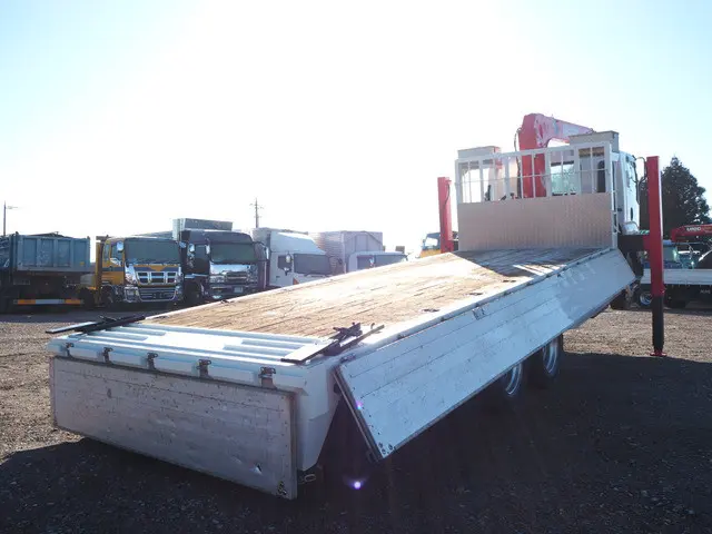 いすゞ フォワード QKG-FVZ34U2(6x4)の写真11