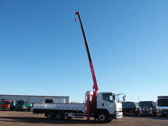 いすゞ フォワード QKG-FVZ34U2(6x4)の写真17