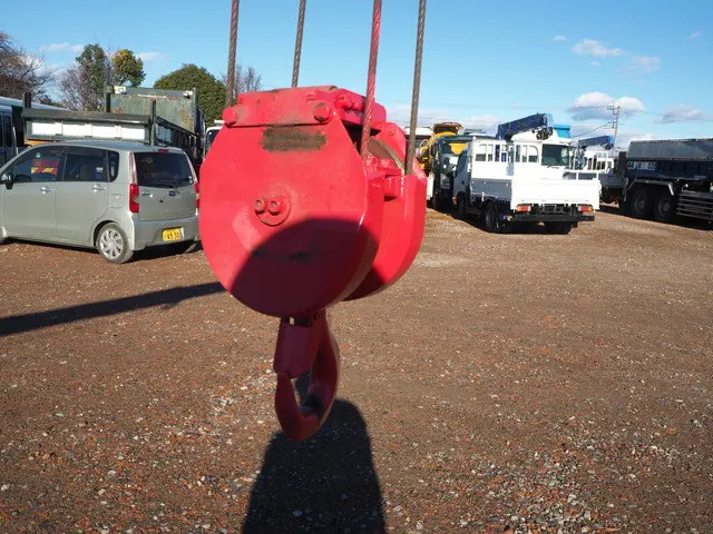 いすゞ フォワード QKG-FVZ34U2(6x4)の写真20