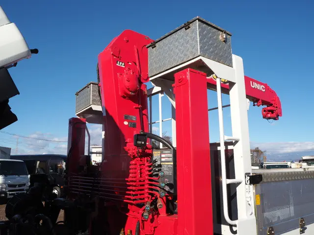 いすゞ フォワード QKG-FVZ34U2(6x4)の写真44