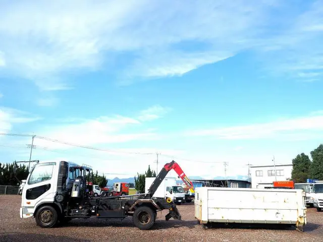 三菱 ファイター 2KG-FK71F(2WD)の写真2